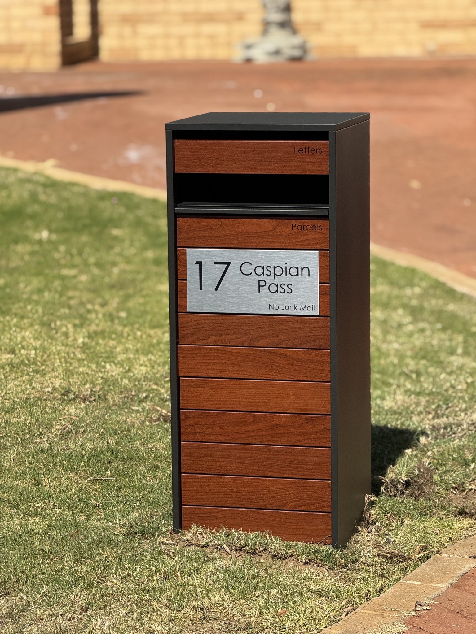 Milkcan Hamilton Parcel & Mail Pillar