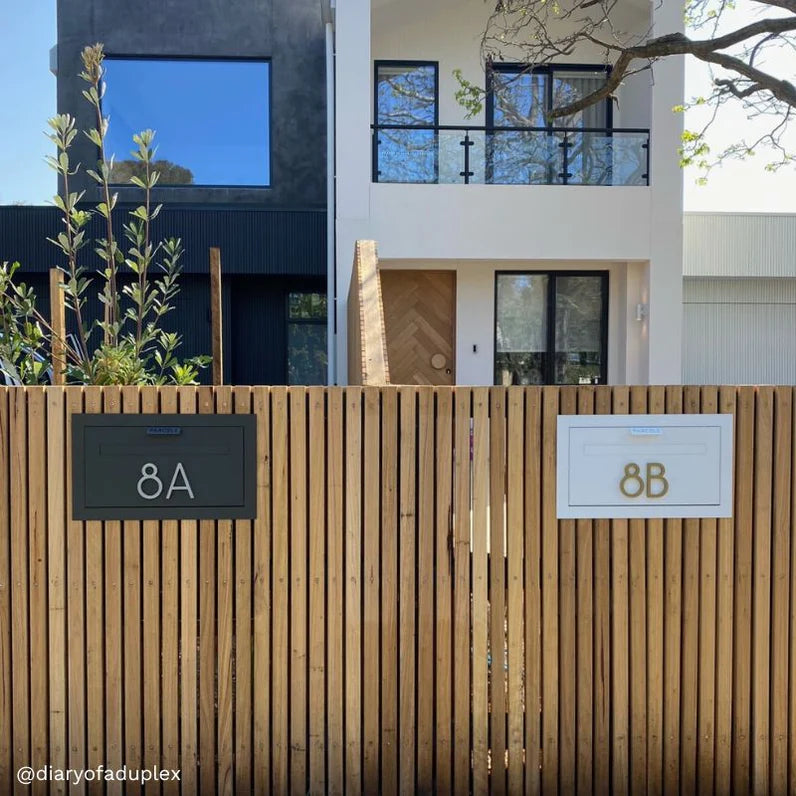 Milkcan Geneva Parcel Fence/Brick Letterbox