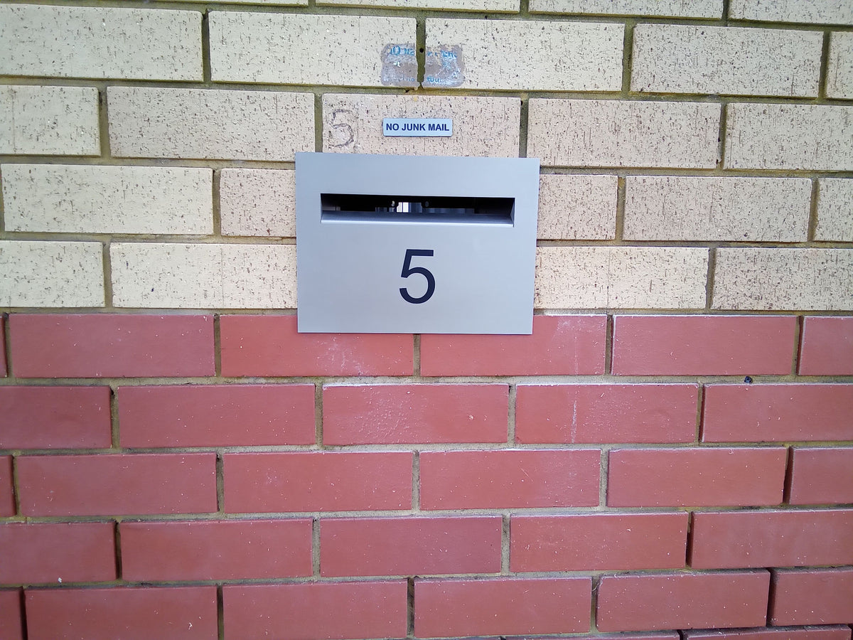 Milkcan Chelsea Stainless Steel Rear Opening Brick