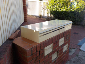 Rear-opening + Wall-mounted-Aussie Clotheslines & Letterboxes