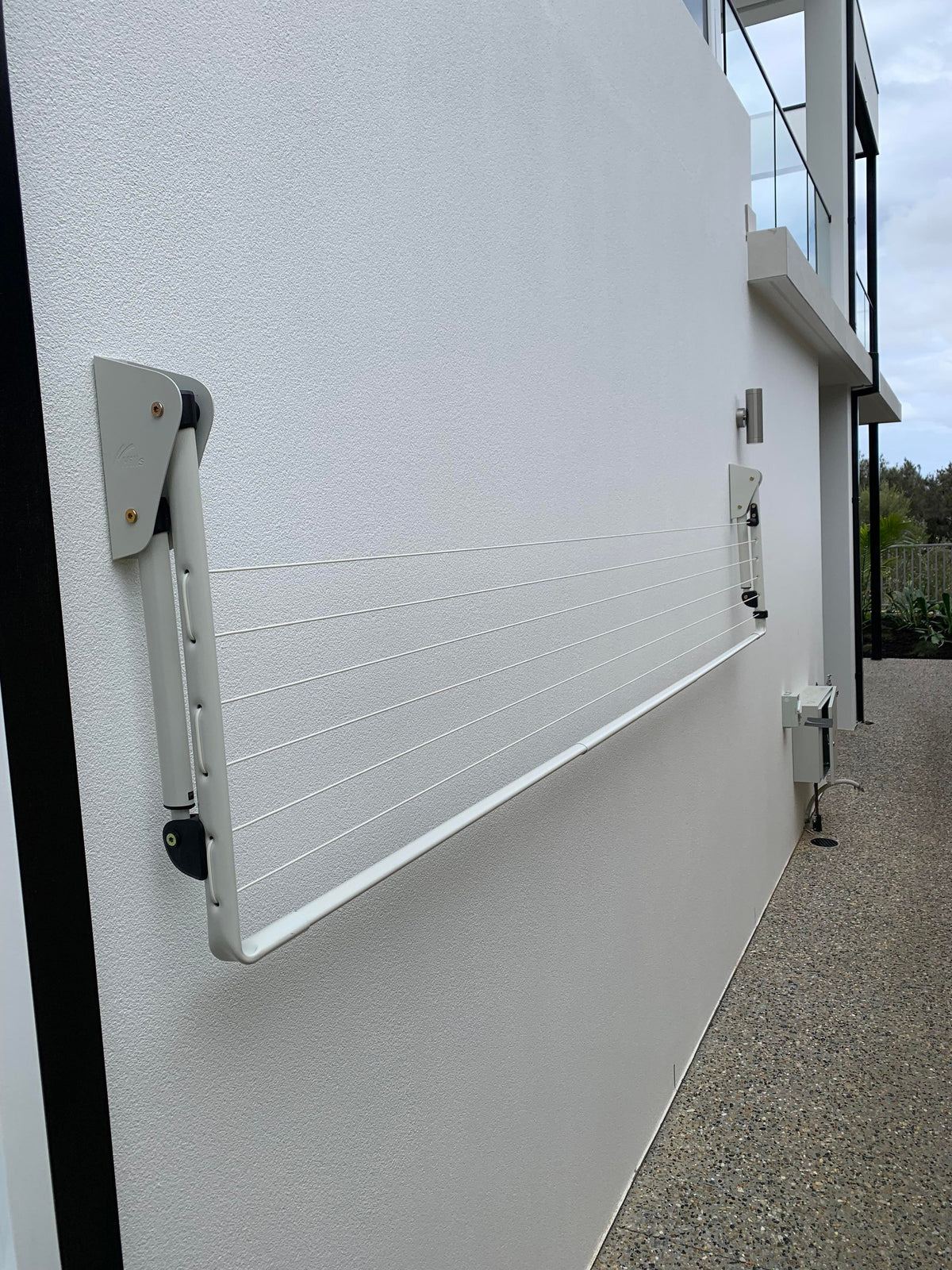 Hills Long Folding Frame