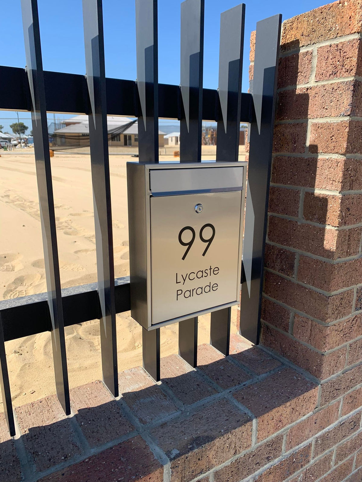 Milkcan Tottenham Letterbox