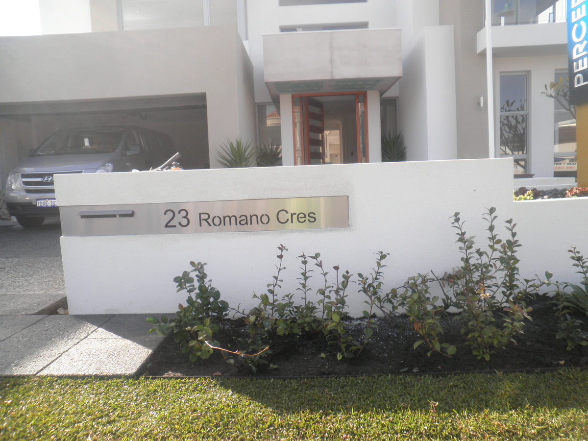 Customised Letterbox Plates-Aussie Clotheslines & Letterboxes