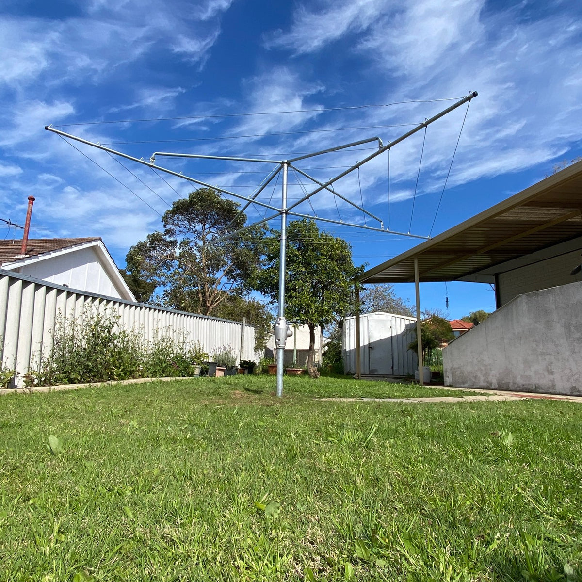 Hills Heritage Hoist 6 in grass - Aussie Clotheslines & Letterboxes
