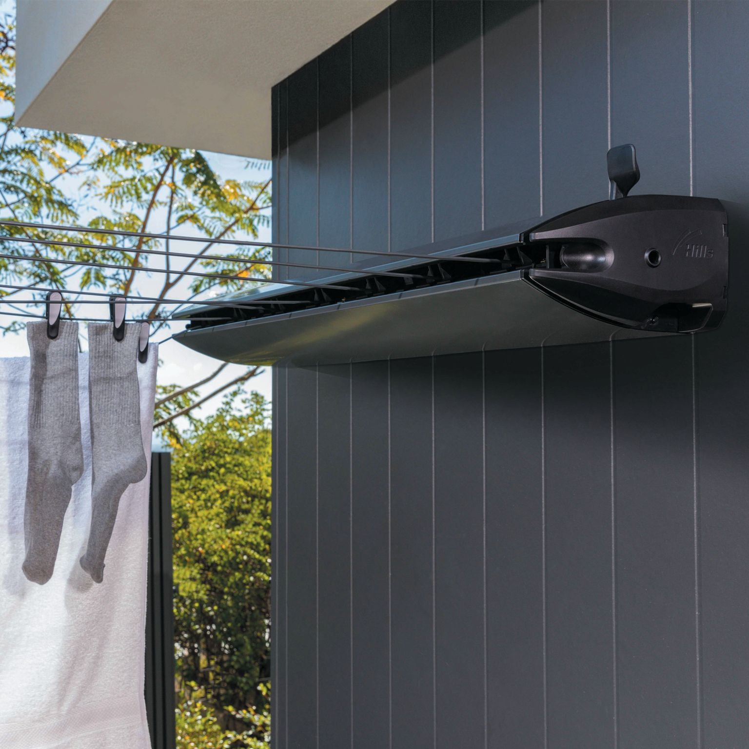 Retractable outdoor clothesline 2025