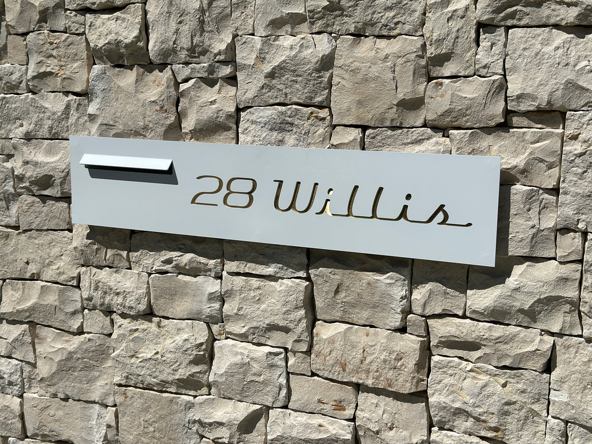 Custom Letterbox Plates