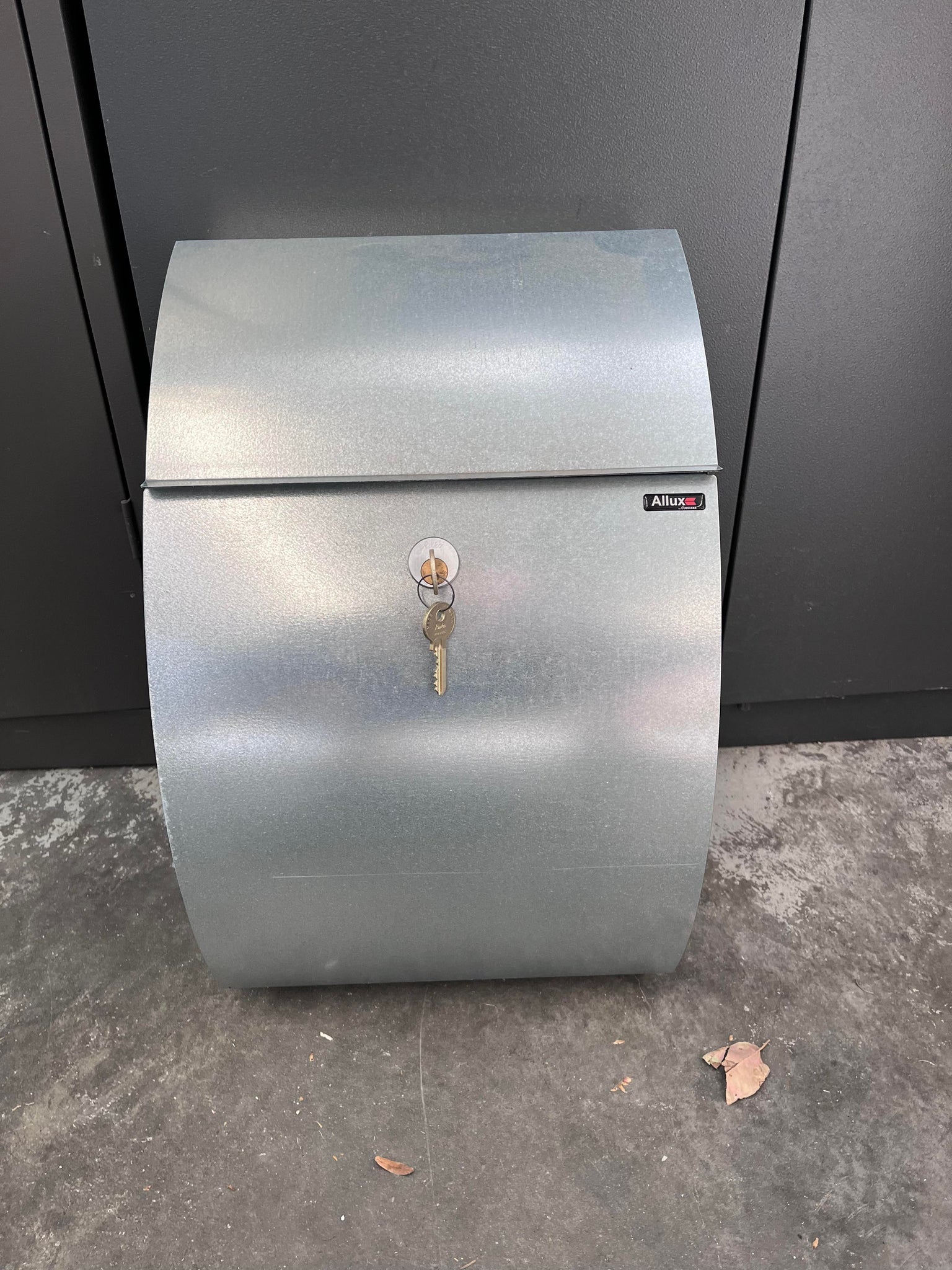 Allux Eclipse Letterbox