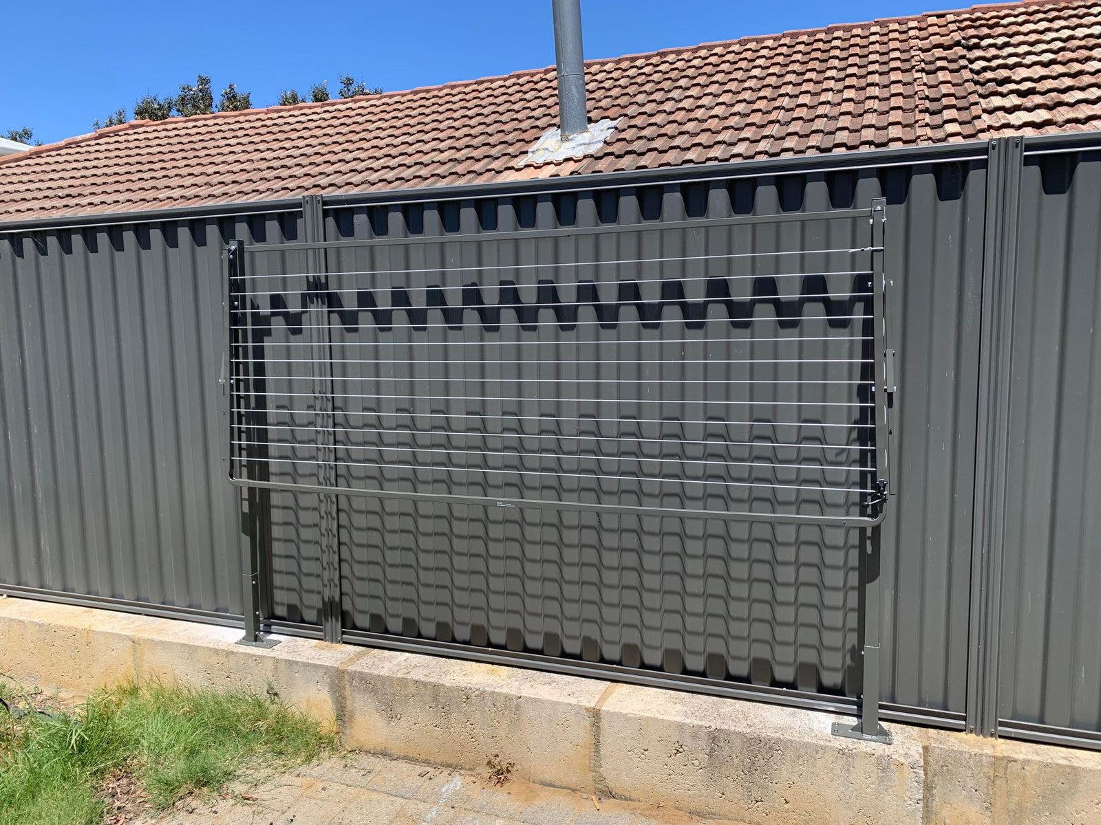 Austral Compact 28 (2490 x 935)